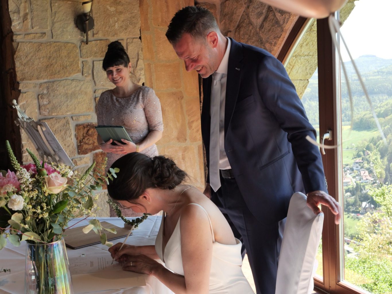 freie Trauung, freie Hochzeit in Pirna, Dresden, Sachsen, Sächsische Schweiz freie Traurednerin und freie Hochzeitsrednerin Bianca Hesse